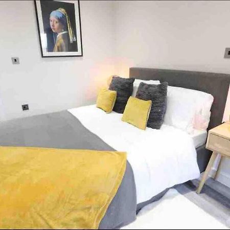 Entire Apartment / Nec / Resorts World / Birmingham Airport Sheldon  Exteriör bild