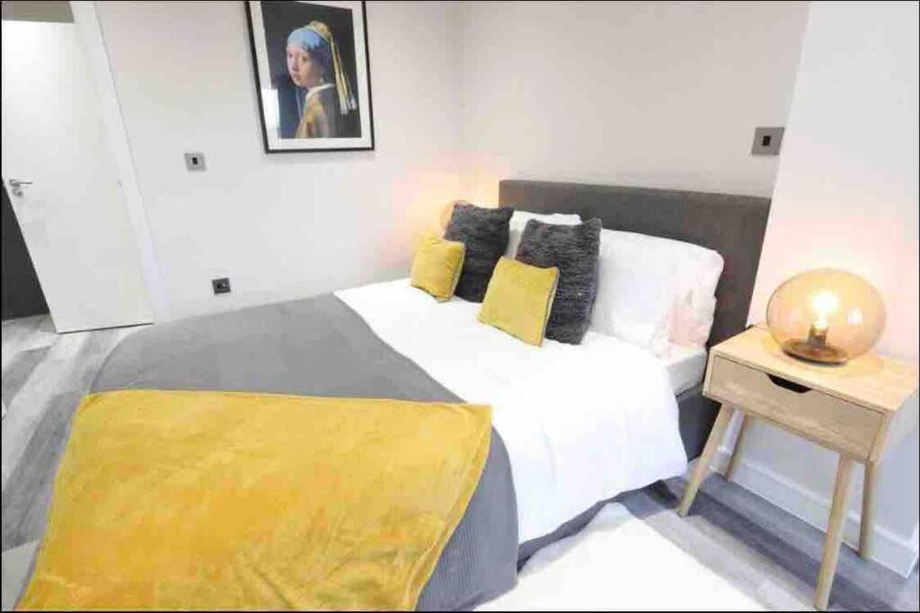 Entire Apartment / Nec / Resorts World / Birmingham Airport Sheldon  Exteriör bild